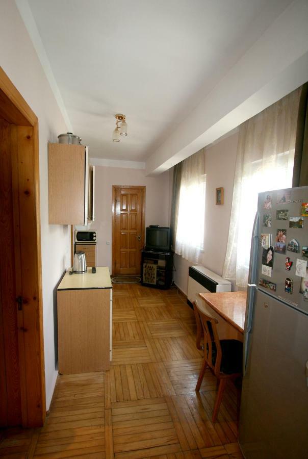 35 Paliashvili Kutaisi Dış mekan fotoğraf